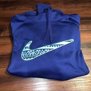 NIKE THERMAL HOODIE